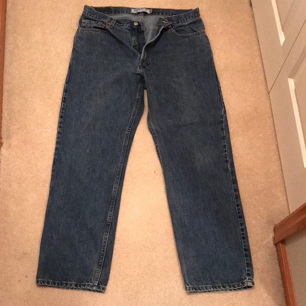 Men’s Levi jeans